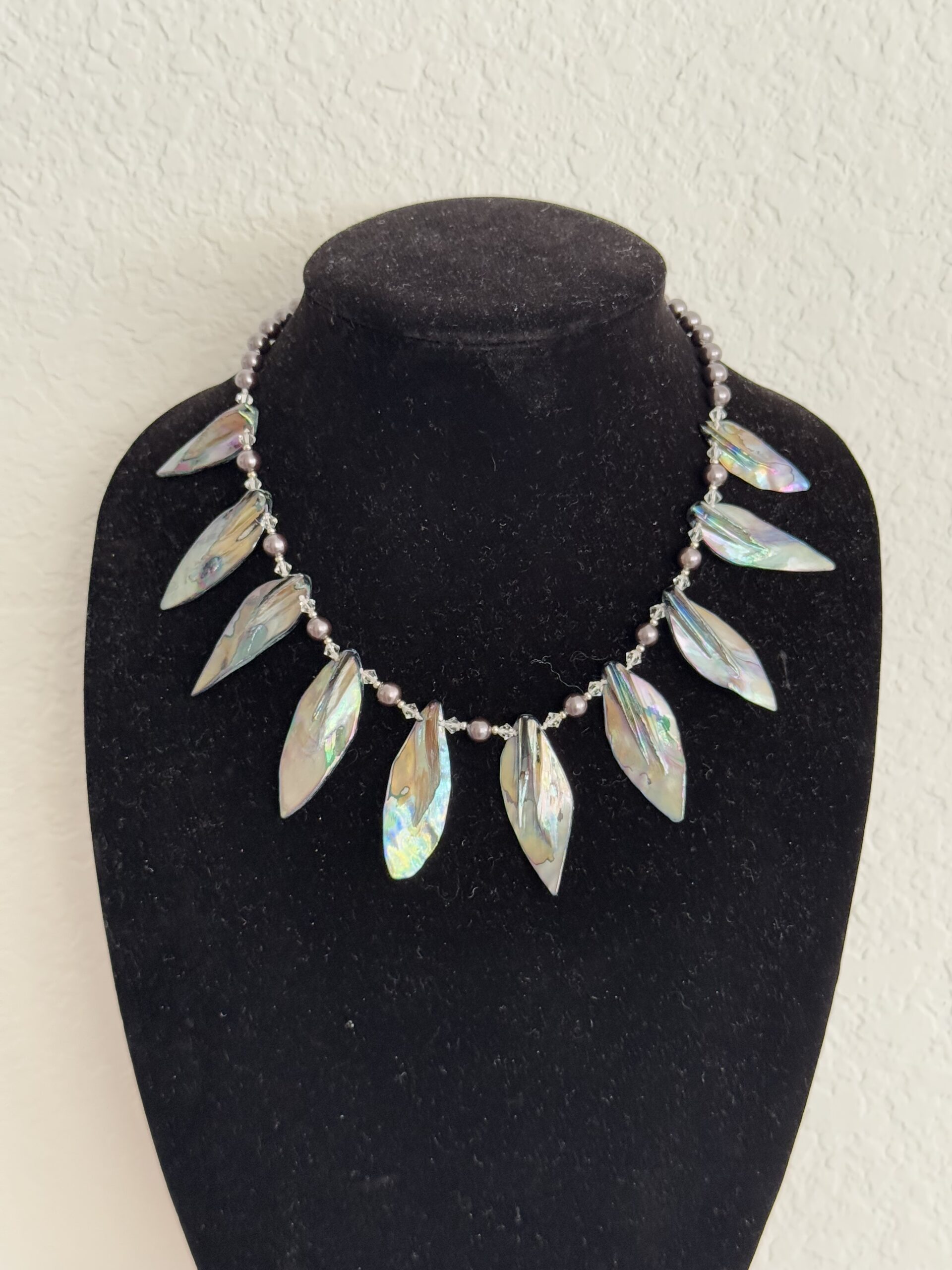 Aurora Leaf Shell Necklace
